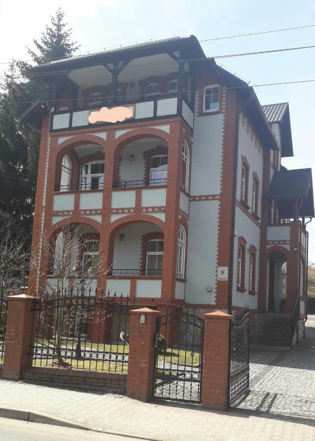 Willa Romantika Kudowa-Zdrój Exterior foto